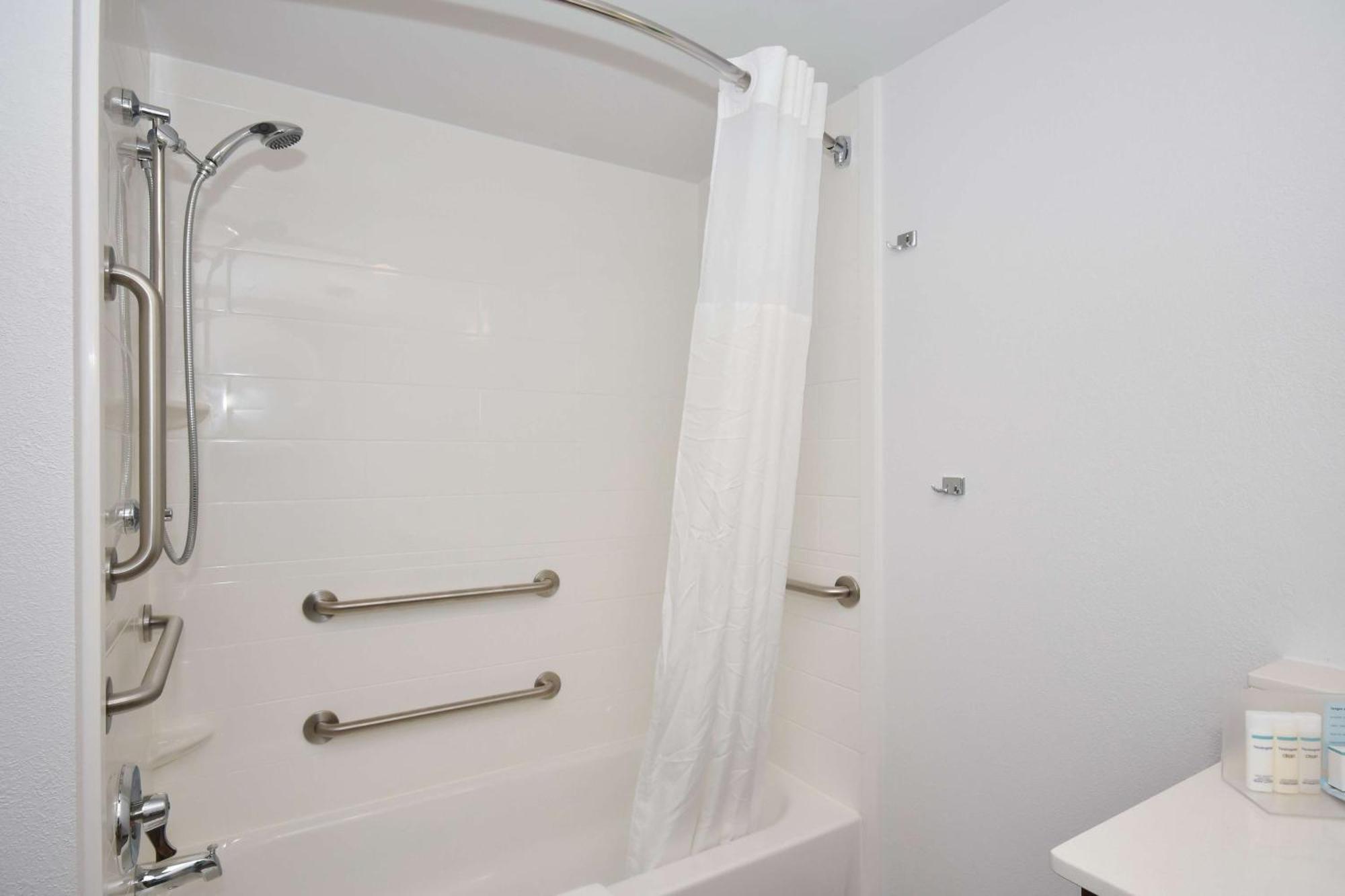 Hampton Inn Brevard Pisgah Forest Eksteriør billede